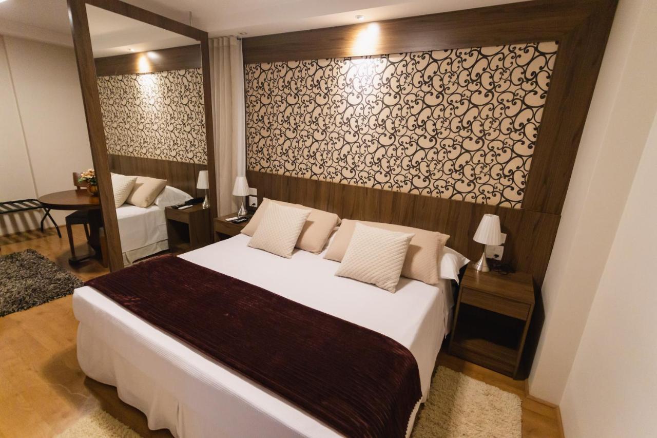 Hotel Jr