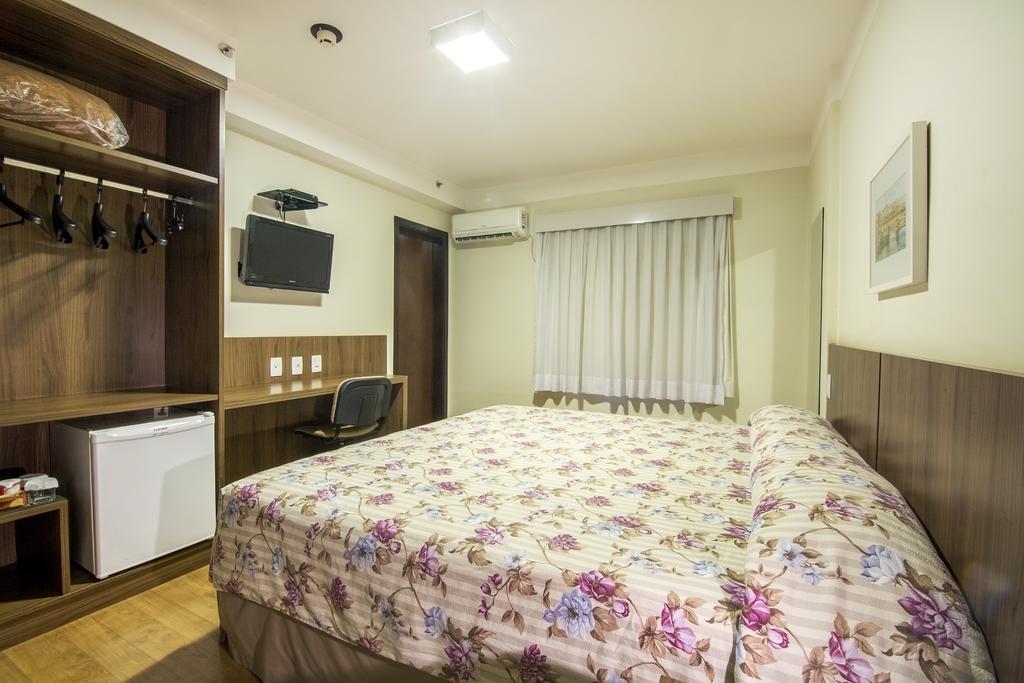 Jr Hotel