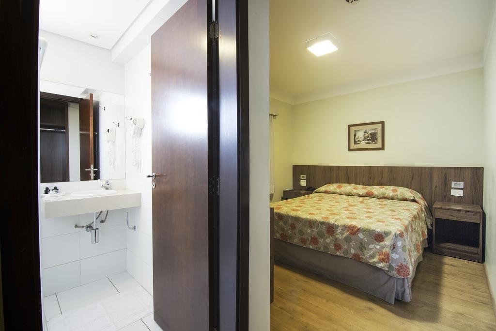 Jr Hotel