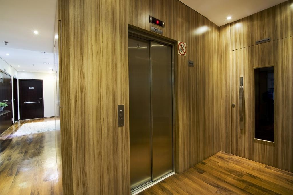 Hotel Jr